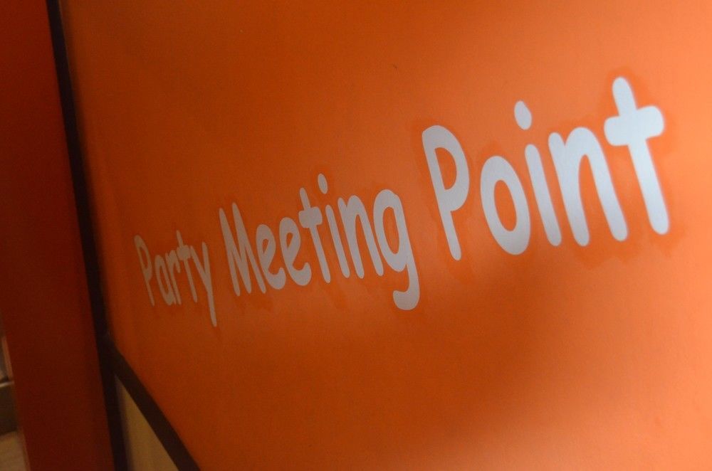 Hostels Meetingpoint Мадрид Екстериор снимка