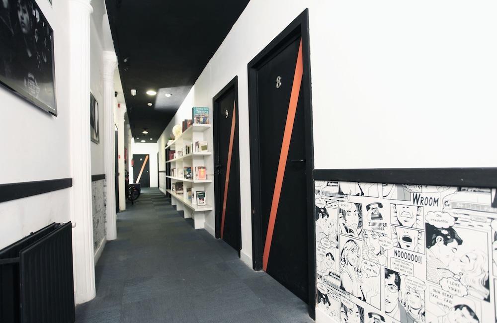 Hostels Meetingpoint Мадрид Екстериор снимка